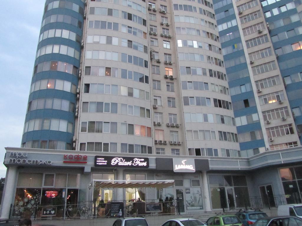 Apartments On Henuezskaya 5 Odessa Esterno foto